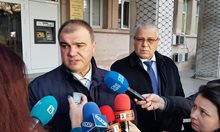 Правят втори оглед на взривения апартамент във Варна