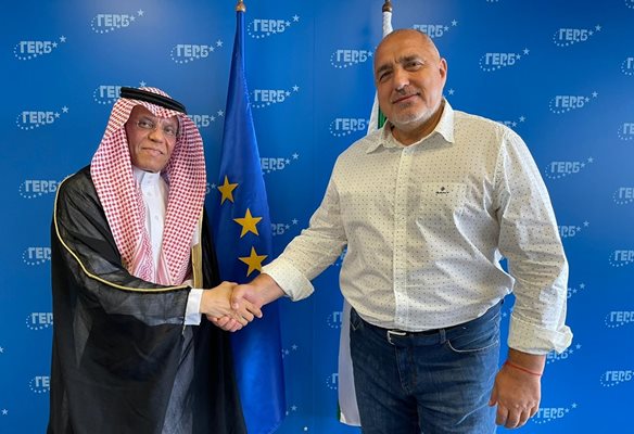 Председателят на ГЕРБ Бойко Борисов проведе среща с посланика на Кралство Саудитска Арабия Н. Пр. Месфер Алгхасеб по повод приключването на мандата му като посланик у нас Снимка: ГЕРБ