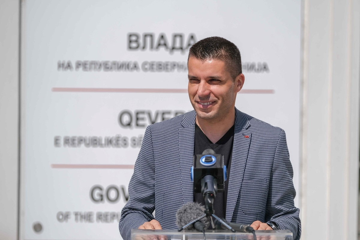 И македонският земеделски министър хвали полицаите на ГКПП Деве баир