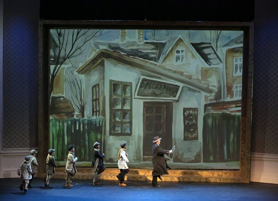 Постановката на "Баща ми бояджията" в Софийската опера ще е на 1 юни.