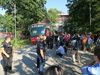 Полицията изведе автобуса на ЦСКА (Снимки)