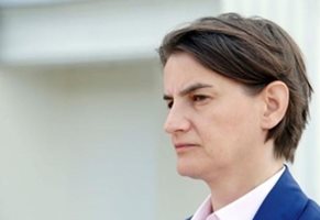 Ана Бърнабич ще има среща с представители на протестиращите