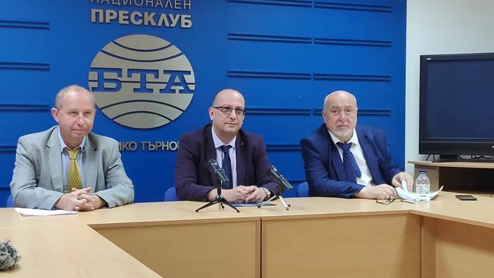 Великотърновският университет започва прием в новия си филиал в РС Македония