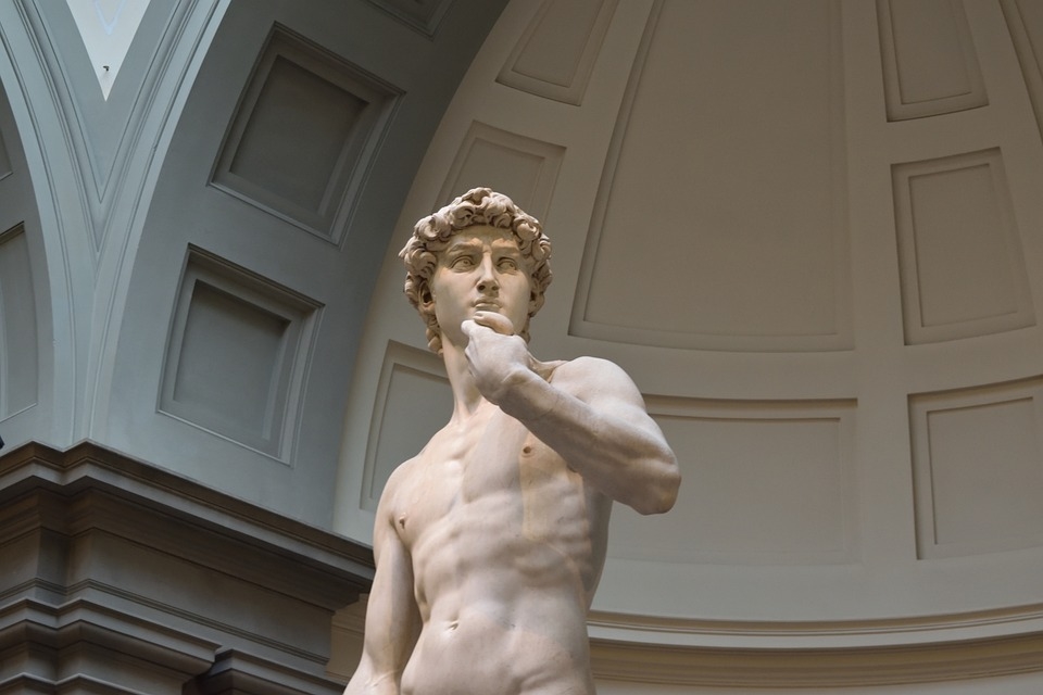 Изхвърлиха учителка заради "порнографската" скулптура Давид на Микеланджело