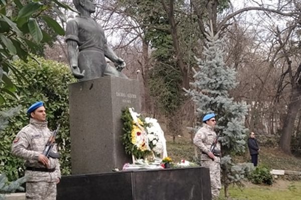 Паметникът на Васил Левски в Пловдив