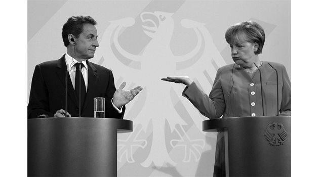 ТАНДЕМ: Саркози и Меркел ще спасят общата валута, ако привлекат достатъчно страни. 