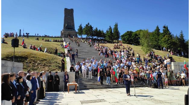 Днес на връх Шипка има национални чествания по случай 147 години от Шипченската епопея