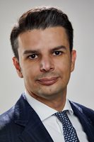 Доц. д-р Светослав Ценов, изпълнителен директор на фармацевтичната компания Astellas за България, Унгария, Румъния и Гърция