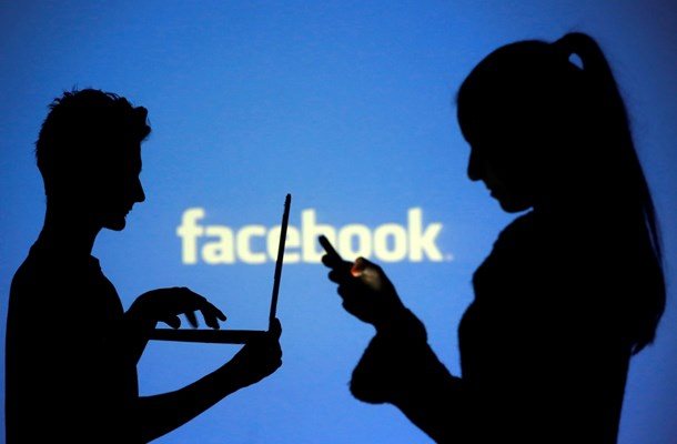 "Фейсбук" предаде на полицията чатове на майка и дъщеря, обвинени в незаконен аборт