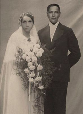 Хуан Винсенте Перес Мора на сватбата си с Дел Росарио през 1938 г.
СНИМКА: УИКИПЕДИЯ