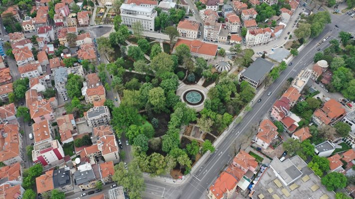 Градската градина отгоре. Снимка: Община Пловдив