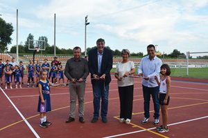 Кметът на Павликени и Весела Лечева откриха нова спортна площадка в града