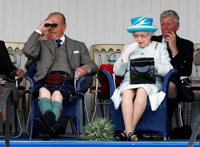 Принц Филип и кралица Елизабет през 2011 г. СНИМКА: РОЙТЕРС