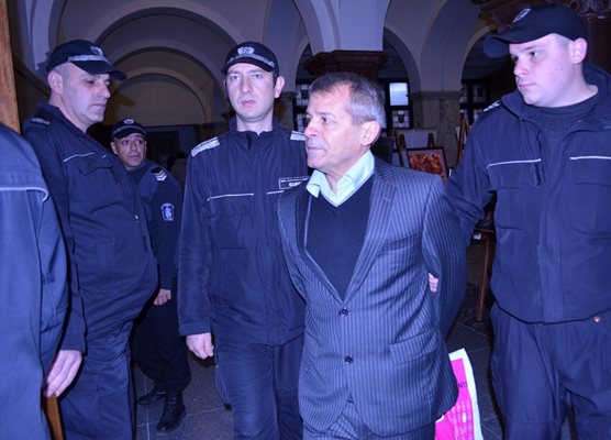 Искът на Комисията срещу Георги Вълев, който лежи в затвора, е за над 3,5 млн.лв.