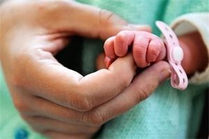 Момченце се роди днес в болницата в Добрич
