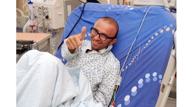 Георги Пеев живее благодарение на трансплантацията на бъбрек, извършена от проф. Симеонов.
