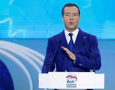 Медведев: Краят на Зеленски? Трибунал или връщане в комедийно шоу