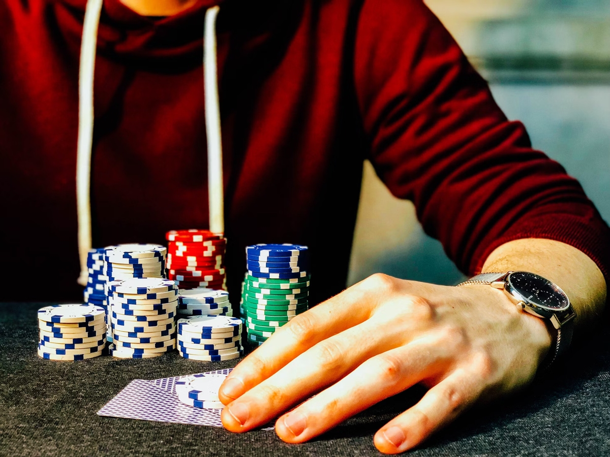 Какво се случва с най-успешния пловдивски покер играч Димитър Данчев