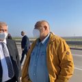Премиерът Бойко Борисов показа на здравния министър проф. Костадин Ангелов и шефа на “Пирогов” проф. Асен Балтов пуснатит тези дни участък от магистрала “Европа”.