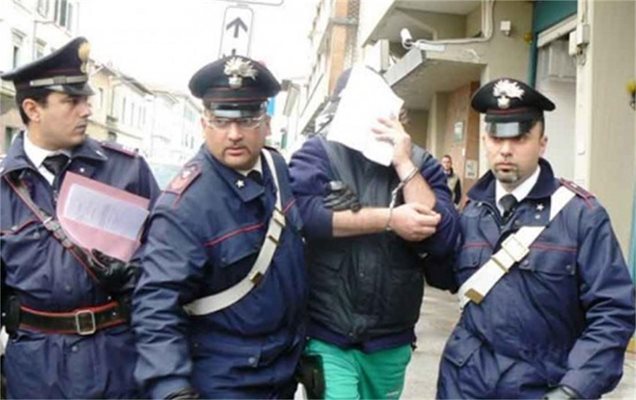 Български и румънски цигани арестувани за мародерство на френски гробища