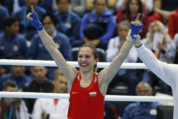 Станимира Петрова спечели първия турнир в новата категория до 57 кг