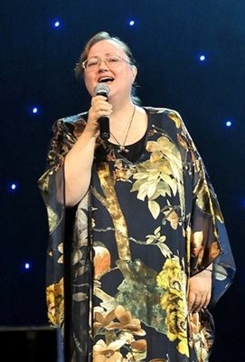 Ваня Костова
(1957-2021)