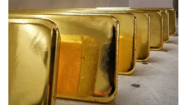 Poles have discovered a metal container that may contain 4 tons of Nazi gold