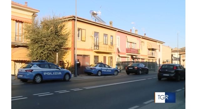 Къщата в Пиаченца в кадър от репортажа на РАИ