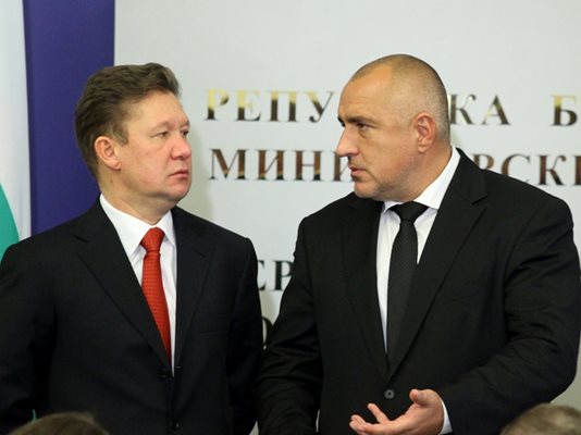Шефът на “Газпром” Алексей Милер и премиерът Бойко Борисов при подписването на един от първоначалните договори за “Южен поток” през 2012 г.
