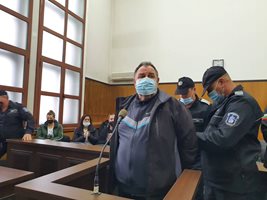 224 г. затвор в Гърция грозят обвинения в трафик на бежанци Тошко Машора