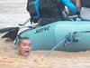 Близо 90 загинали във Филипините 
в свлачища и наводнения (Снимки)