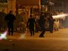Нови сблъсъци между демонстранти и полицаи в Тунис (Снимки)