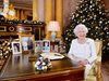 "168 часа": Тайните на Елизабет II: кралицата няма паспорт, нито право да гласува. Учила е как да кара тритонен камион, да сменя гуми и свещи