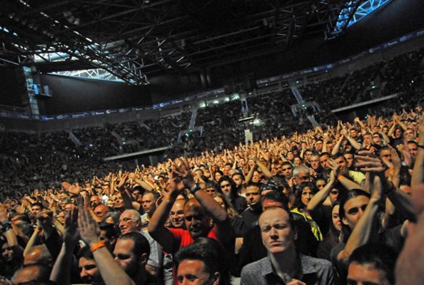 17 000 човека пееха с рок легендите в зала "Арена Армеец"