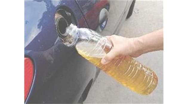 ФРИТЮРНИК: С олио от колата мирише на пържено, но вози евтино.