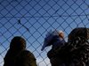 Разбиха престъпен канал за нелегално извеждане на мигранти с участието на граничен полицай