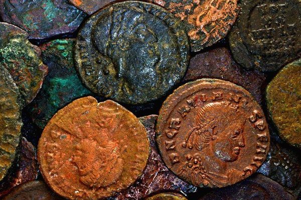 Откриха бронзова монета на 1850 години край бреговете на Израел