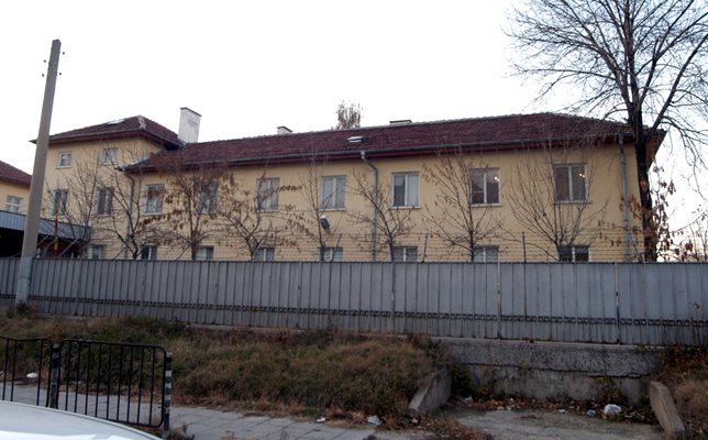 Сградата на разузнаването на ул. “Хайдушка поляна” в София