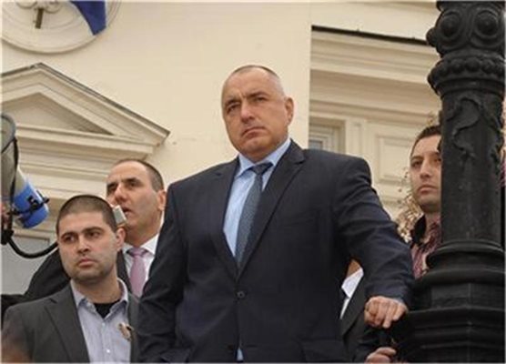Борисов: Станишев и Доган свалиха правителството с метеж