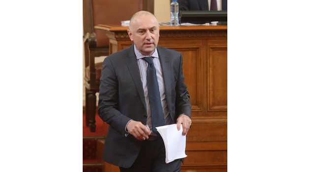 Любомир Каримански, председател на бюджетната комисия и кандидат за управител на БНБ. 