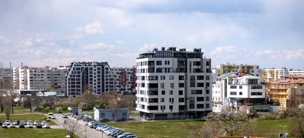 България достигна 14-годишен връх в цените на жилищата (Графика)