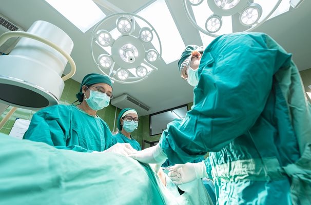 В болница в Торино извършиха двойна сърдечна трансплантация