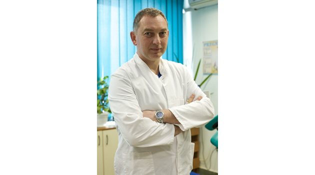 Д-р Антони Ненов