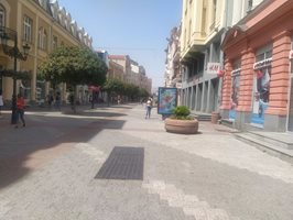 Главната в Пловдив опустя заради жегите