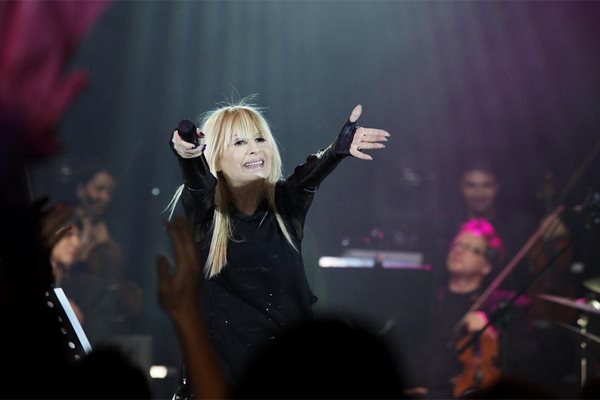 Лили Иванова на концерта си в "Арена Армеец"