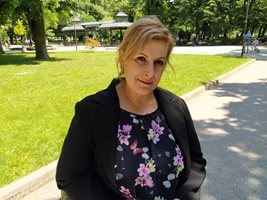 Елена Гунчева: Свързаха се с мен да подкрепя новото правителство, мисля