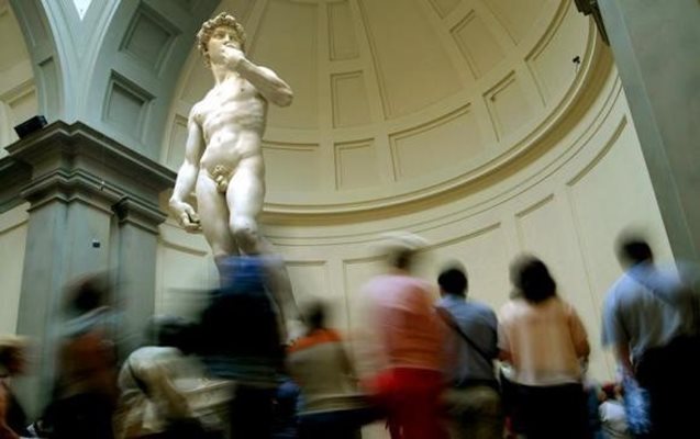 Микеланджело може да е автор на голите мъже от бронз, яздещи пантери