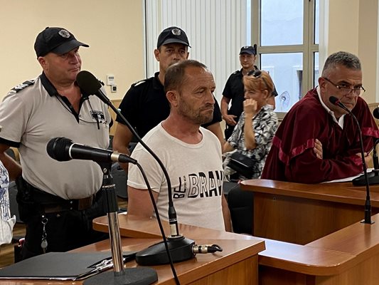 Съдът решава дали Николай Танчев да остане в ареста.
Снимка: Никола Михайлов