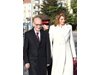 Деси Радева посрещна съпруга на президентката на Малта със стилно бяло палто (Снимки)