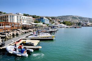 В Балчик най-много са румънците и рибата в морето, в Кранево почиват сърби